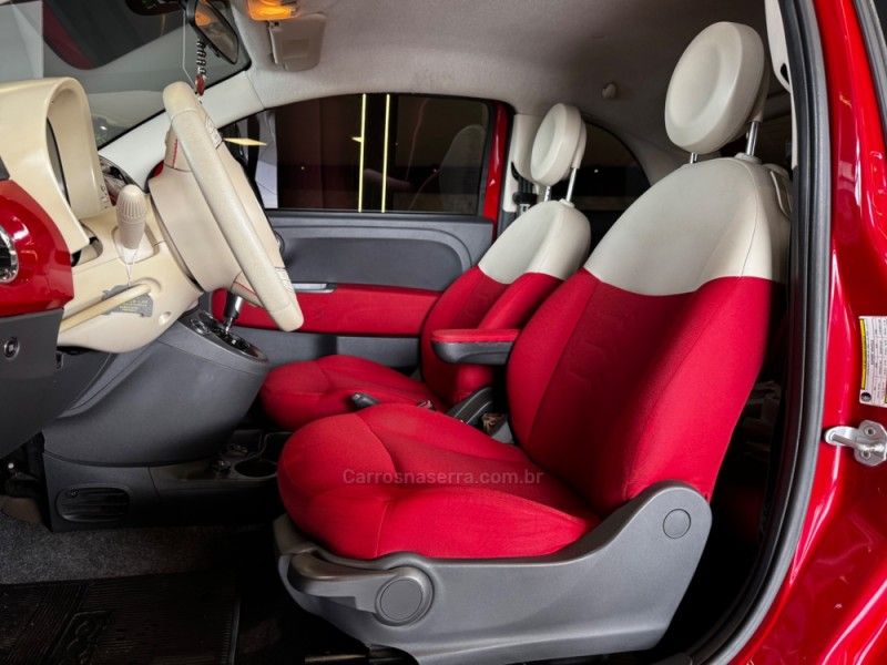 FIAT 500 1.4 CULT 8V AUTOMATIZADO 2014/2015 GRIFFCAR MULTIMARCAS DOIS IRMÃOS / Carros no Vale