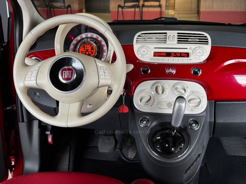 FIAT 500 1.4 CULT 8V AUTOMATIZADO 2014/2015 GRIFFCAR MULTIMARCAS DOIS IRMÃOS / Carros no Vale