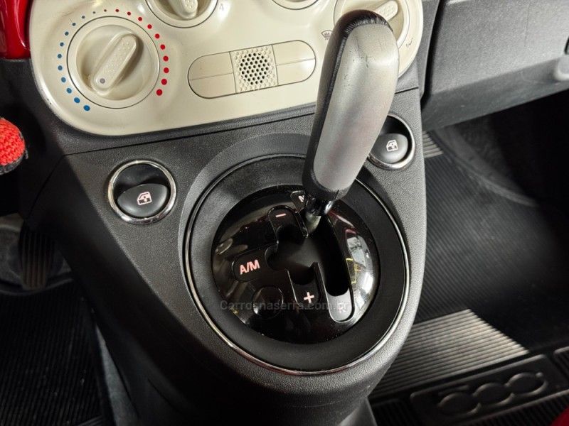 FIAT 500 1.4 CULT 8V AUTOMATIZADO 2014/2015 GRIFFCAR MULTIMARCAS DOIS IRMÃOS / Carros no Vale