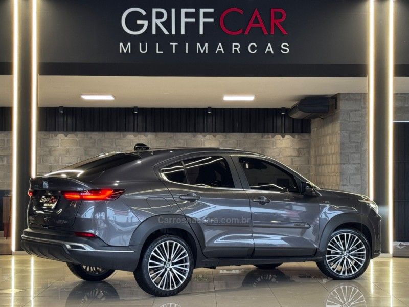 FIAT FASTBACK 1.3 LIMITED EDITION 270 TURBO 2023/2024 GRIFFCAR MULTIMARCAS DOIS IRMÃOS / Carros no Vale FIAT FASTBACK 1.3 LIMITED EDITION 270 TURBO 2023/2024 GRIFFCAR MULTIMARCAS DOIS IRMÃOS / Carros no Vale
