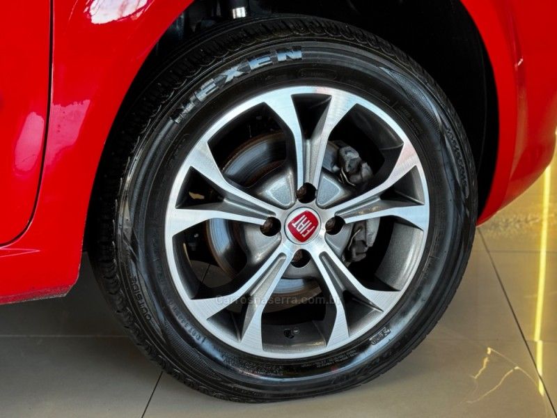 FIAT PUNTO 1.4 ATTRACTIVE ITALIA 8V 2015/2015 GRIFFCAR MULTIMARCAS DOIS IRMÃOS / Carros no Vale