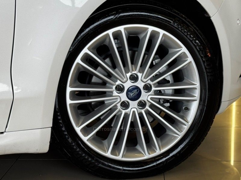 FORD FUSION 2.0 TITANIUM GTDI ECOBOOST AWD 2014/2015 GRIFFCAR MULTIMARCAS DOIS IRMÃOS / Carros no Vale FORD FUSION 2.0 TITANIUM GTDI ECOBOOST AWD 2014/2015 GRIFFCAR MULTIMARCAS DOIS IRMÃOS / Carros no Vale