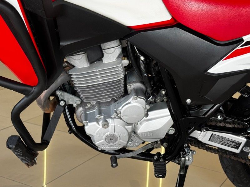 HONDA XRE 300 RALLY ABS 2019/2020 GRIFFCAR MULTIMARCAS DOIS IRMÃOS / Carros no Vale HONDA XRE 300 RALLY ABS 2019/2020 GRIFFCAR MULTIMARCAS DOIS IRMÃOS / Carros no Vale
