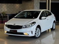 KIA CERATO 1.6 16V SX4 2016/2017 GRIFFCAR MULTIMARCAS DOIS IRMÃOS / Carros no Vale
