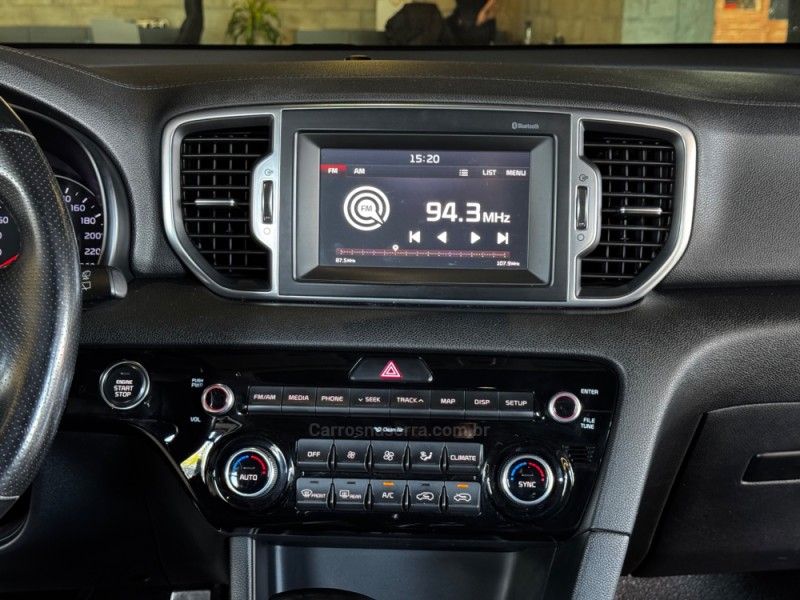 KIA SPORTAGE 2.0 EX 4X2 16V EX2 OFF G4 2017/2018 GRIFFCAR MULTIMARCAS DOIS IRMÃOS / Carros no Vale