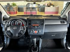 NISSAN TIIDA 1.8 SL 16V 2010/2011 GRIFFCAR MULTIMARCAS DOIS IRMÃOS / Carros no Vale