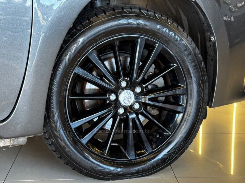 TOYOTA COROLLA 2.0 XEI 16V 2014/2015 GRIFFCAR MULTIMARCAS DOIS IRMÃOS / Carros no Vale