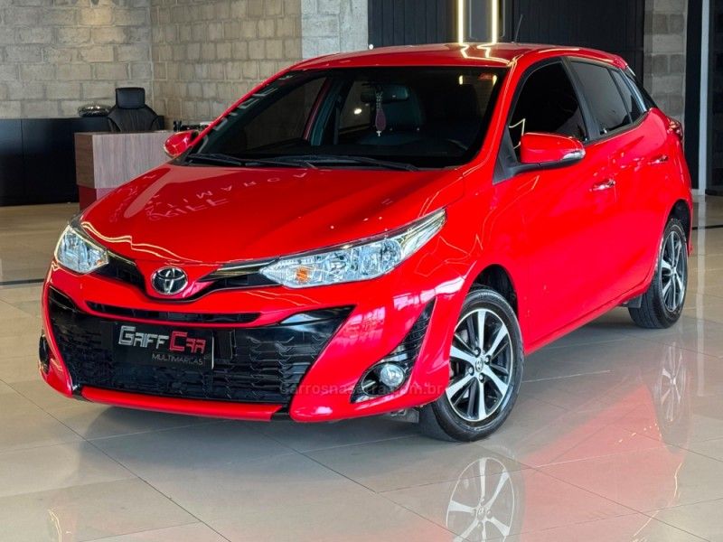 TOYOTA YARIS 1.5 XS 16V 2018/2019 GRIFFCAR MULTIMARCAS DOIS IRMÃOS / Carros no Vale