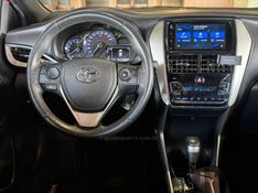 TOYOTA YARIS 1.5 XS 16V 2018/2019 GRIFFCAR MULTIMARCAS DOIS IRMÃOS / Carros no Vale