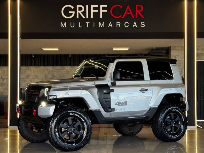 TROLLER T4 3.2 TDI 4X4 20V TURBO INTERCOOLER 2015/2016 GRIFFCAR MULTIMARCAS DOIS IRMÃOS / Carros no Vale