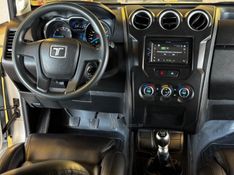 TROLLER T4 3.2 TDI 4X4 20V TURBO INTERCOOLER 2015/2016 GRIFFCAR MULTIMARCAS DOIS IRMÃOS / Carros no Vale