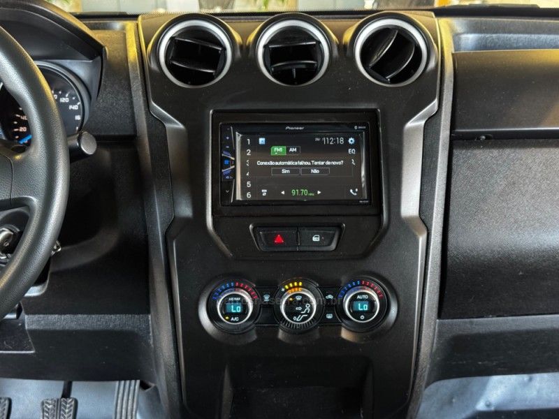 TROLLER T4 3.2 TDI 4X4 20V TURBO INTERCOOLER 2015/2016 GRIFFCAR MULTIMARCAS DOIS IRMÃOS / Carros no Vale