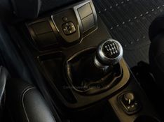 TROLLER T4 3.2 TDI 4X4 20V TURBO INTERCOOLER 2015/2016 GRIFFCAR MULTIMARCAS DOIS IRMÃOS / Carros no Vale