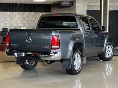 VOLKSWAGEN AMAROK 2.0 HIGHLINE 4X4 CD 16V TURBO INTERCOOLER 2017/2017 GRIFFCAR MULTIMARCAS DOIS IRMÃOS / Carros no Vale