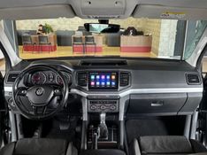 VOLKSWAGEN AMAROK 2.0 HIGHLINE 4X4 CD 16V TURBO INTERCOOLER 2017/2017 GRIFFCAR MULTIMARCAS DOIS IRMÃOS / Carros no Vale
