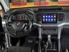 VOLKSWAGEN AMAROK 2.0 HIGHLINE 4X4 CD 16V TURBO INTERCOOLER 2017/2017 GRIFFCAR MULTIMARCAS DOIS IRMÃOS / Carros no Vale