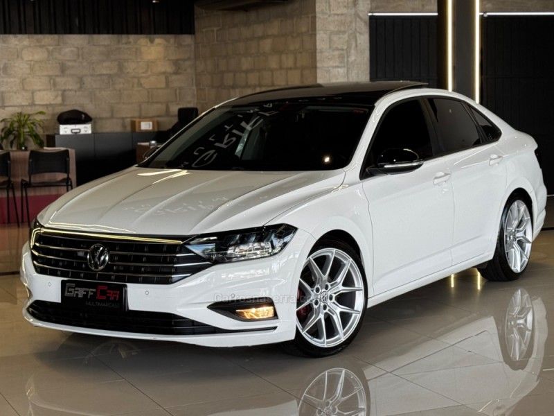 VOLKSWAGEN JETTA 1.4 16V TSI COMFORTLINE TIPTRONIC 2019/2019 GRIFFCAR MULTIMARCAS DOIS IRMÃOS / Carros no Vale