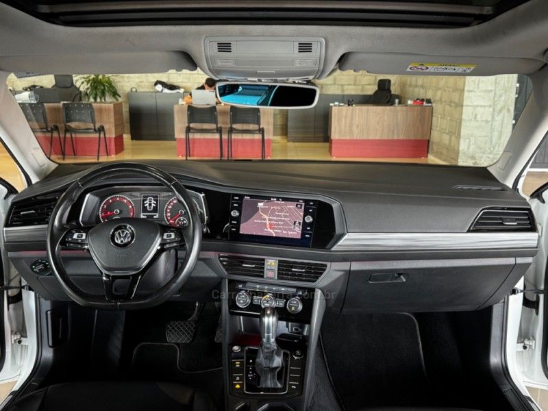 VOLKSWAGEN JETTA 1.4 16V TSI COMFORTLINE TIPTRONIC 2019/2019 GRIFFCAR MULTIMARCAS DOIS IRMÃOS / Carros no Vale