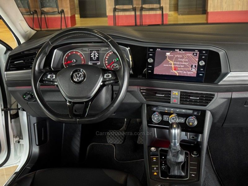VOLKSWAGEN JETTA 1.4 16V TSI COMFORTLINE TIPTRONIC 2019/2019 GRIFFCAR MULTIMARCAS DOIS IRMÃOS / Carros no Vale