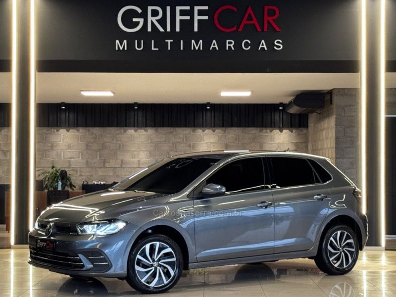 VOLKSWAGEN POLO 1.0 170 TSI 12V HIGHLINE 2024/2025 GRIFFCAR MULTIMARCAS DOIS IRMÃOS / Carros no Vale VOLKSWAGEN POLO 1.0 170 TSI 12V HIGHLINE 2024/2025 GRIFFCAR MULTIMARCAS DOIS IRMÃOS / Carros no Vale