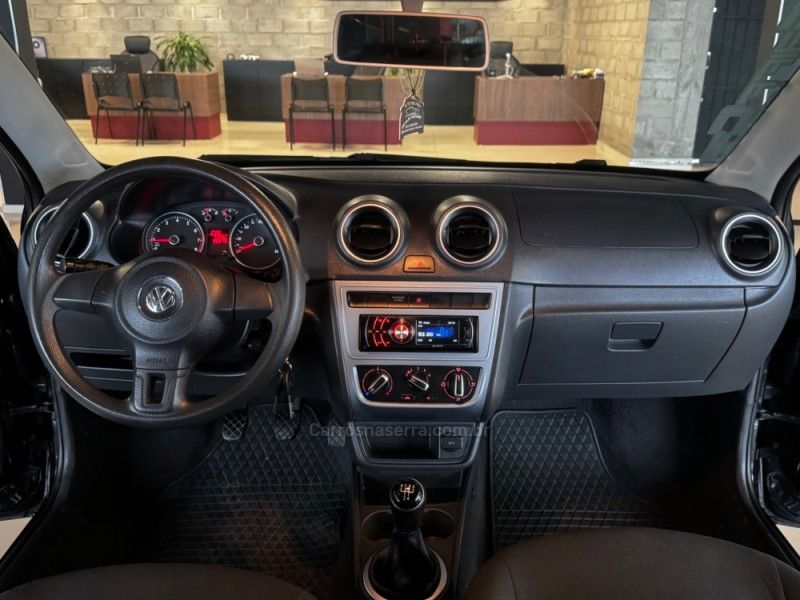 VOLKSWAGEN SAVEIRO 1.6 MSI TRENDLINE CS 8V 2014/2015 GRIFFCAR MULTIMARCAS DOIS IRMÃOS / Carros no Vale VOLKSWAGEN SAVEIRO 1.6 MSI TRENDLINE CS 8V 2014/2015 GRIFFCAR MULTIMARCAS DOIS IRMÃOS / Carros no Vale