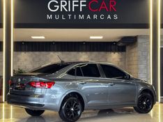 VOLKSWAGEN VIRTUS 1.0 200 TSI COMFORTLINE 2022/2022 GRIFFCAR MULTIMARCAS DOIS IRMÃOS / Carros no Vale