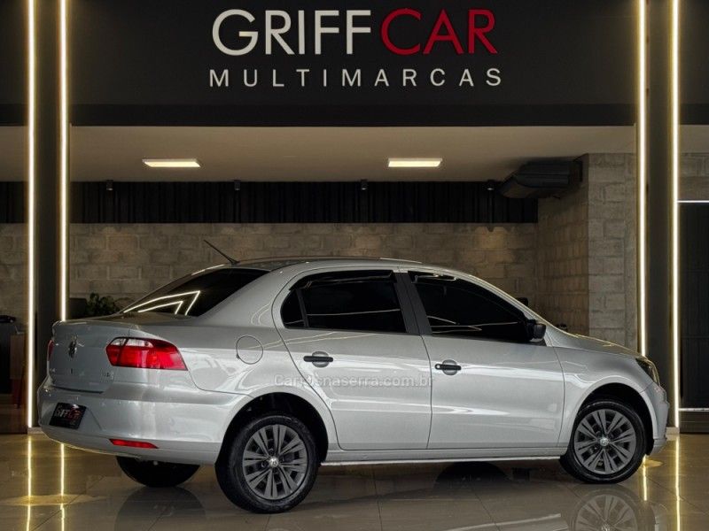 VOLKSWAGEN VOYAGE 1.6 MSI TOTALFLEX 2020/2021 GRIFFCAR MULTIMARCAS DOIS IRMÃOS / Carros no Vale