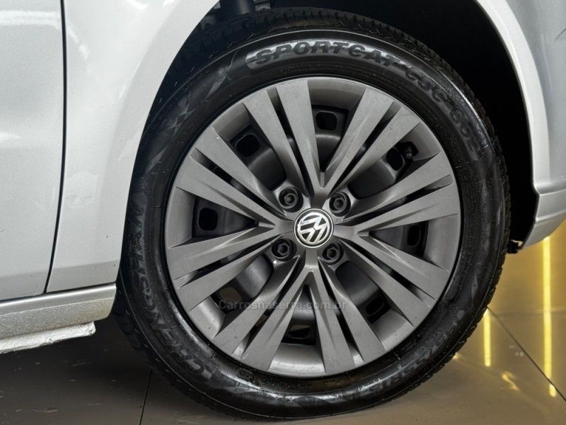 VOLKSWAGEN VOYAGE 1.6 MSI TOTALFLEX 2020/2021 GRIFFCAR MULTIMARCAS DOIS IRMÃOS / Carros no Vale