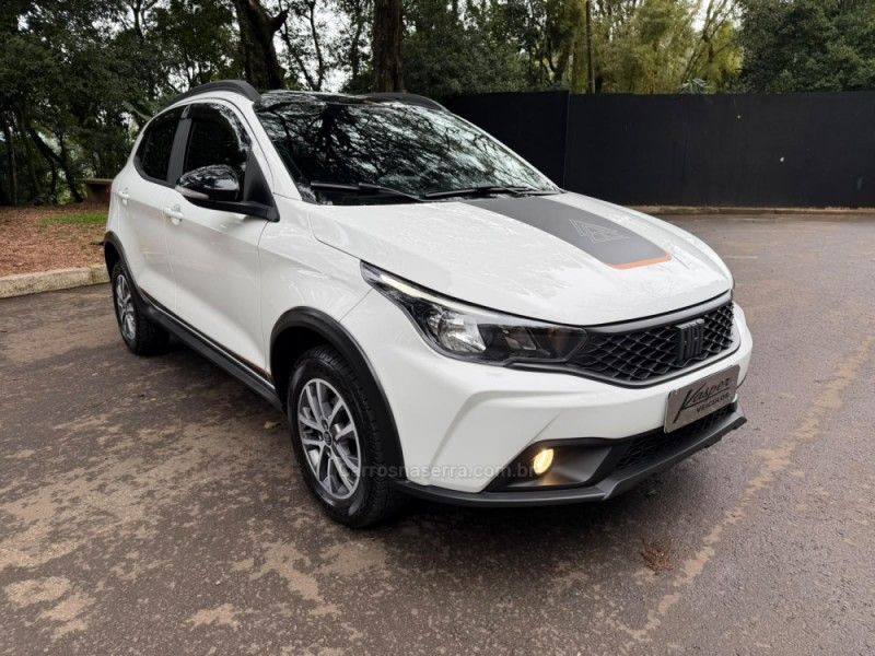 FIAT ARGO 1.3 8V TREKKING 2024/2025 KASPER VEÍCULOS DOIS IRMÃOS / Carros no Vale FIAT ARGO 1.3 8V TREKKING 2024/2025 KASPER VEÍCULOS DOIS IRMÃOS / Carros no Vale