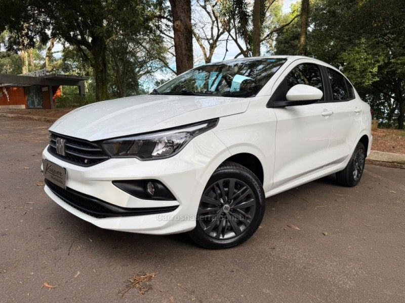 FIAT CRONOS 1.3 DRIVE 2023/2023 KASPER VEÍCULOS DOIS IRMÃOS / Carros no Vale