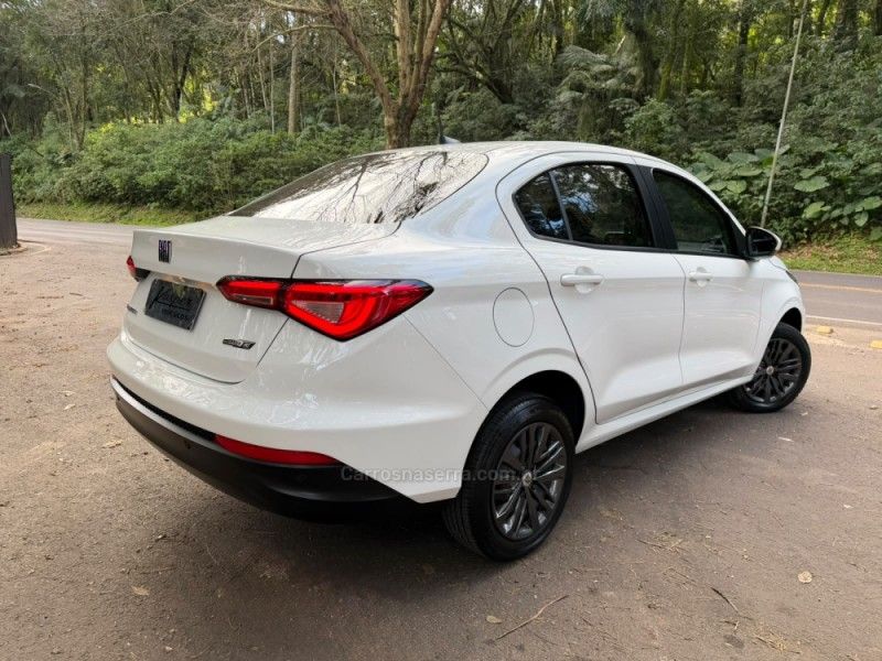 FIAT CRONOS 1.3 DRIVE 2023/2023 KASPER VEÍCULOS DOIS IRMÃOS / Carros no Vale