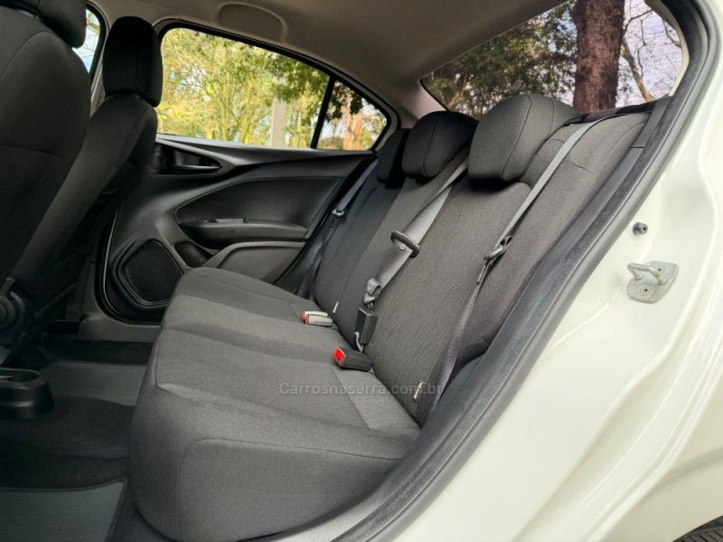FIAT CRONOS 1.3 DRIVE 2023/2023 KASPER VEÍCULOS DOIS IRMÃOS / Carros no Vale