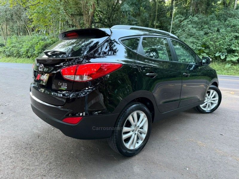 HYUNDAI IX35 2.0 MPFI GLS 16V 2015/2016 KASPER VEÍCULOS DOIS IRMÃOS / Carros no Vale HYUNDAI IX35 2.0 MPFI GLS 16V 2015/2016 KASPER VEÍCULOS DOIS IRMÃOS / Carros no Vale