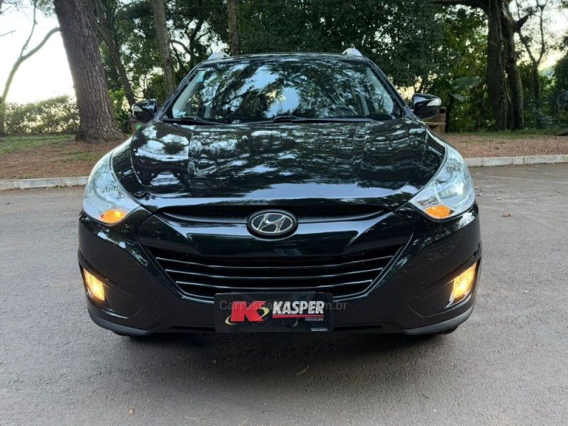 HYUNDAI IX35 2.0 MPFI GLS 16V 2015/2016 KASPER VEÍCULOS DOIS IRMÃOS / Carros no Vale HYUNDAI IX35 2.0 MPFI GLS 16V 2015/2016 KASPER VEÍCULOS DOIS IRMÃOS / Carros no Vale