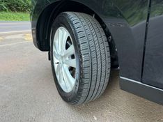 HYUNDAI IX35 2.0 MPFI GLS 16V 2015/2016 KASPER VEÍCULOS DOIS IRMÃOS / Carros no Vale