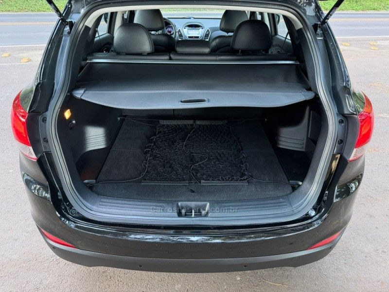 HYUNDAI IX35 2.0 MPFI GLS 16V 2015/2016 KASPER VEÍCULOS DOIS IRMÃOS / Carros no Vale HYUNDAI IX35 2.0 MPFI GLS 16V 2015/2016 KASPER VEÍCULOS DOIS IRMÃOS / Carros no Vale