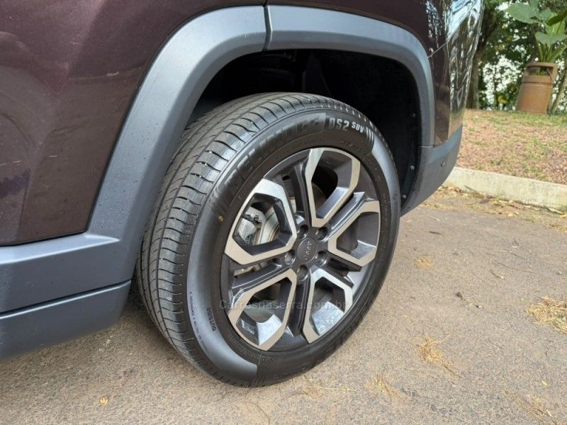 JEEP COMMANDER 1.3 LIMITED T270 16V 4X2 TURBO 2021/2022 KASPER VEÍCULOS DOIS IRMÃOS / Carros no Vale JEEP COMMANDER 1.3 LIMITED T270 16V 4X2 TURBO 2021/2022 KASPER VEÍCULOS DOIS IRMÃOS / Carros no Vale