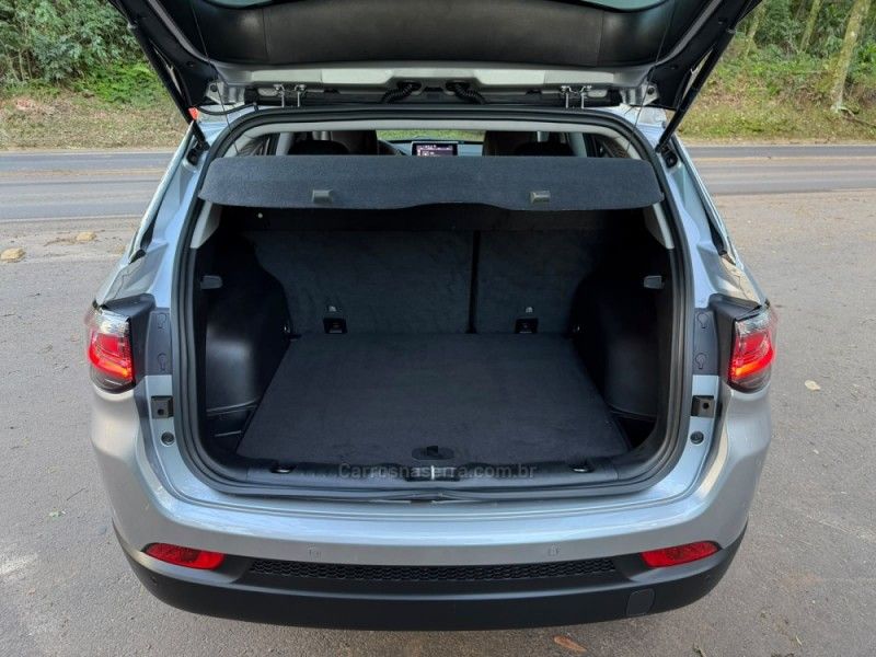 JEEP COMPASS 1.3 LONGITUDE T270 16V TURBO 4X2 2021/2022 KASPER VEÍCULOS DOIS IRMÃOS / Carros no Vale