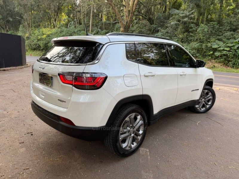 JEEP COMPASS 1.3 LONGITUDE T270 16V TURBO 2023/2023 KASPER VEÍCULOS DOIS IRMÃOS / Carros no Vale JEEP COMPASS 1.3 LONGITUDE T270 16V TURBO 2023/2023 KASPER VEÍCULOS DOIS IRMÃOS / Carros no Vale