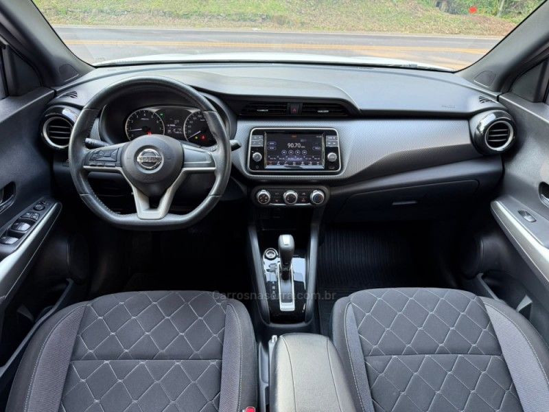 NISSAN KICKS 1.6 16V SV XTRONIC 2019/2019 KASPER VEÍCULOS DOIS IRMÃOS / Carros no Vale