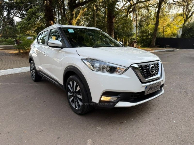 NISSAN KICKS 1.6 16V SV XTRONIC 2019/2019 KASPER VEÍCULOS DOIS IRMÃOS / Carros no Vale