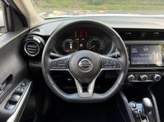 NISSAN KICKS 1.6 ADVANCE 16V 2021/2022 KASPER VEÍCULOS DOIS IRMÃOS / Carros no Vale