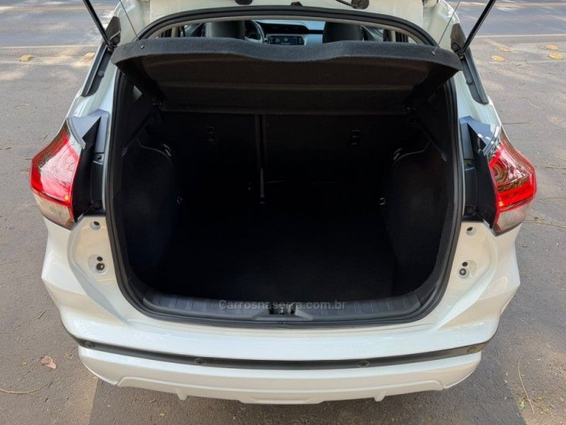 NISSAN KICKS 1.6 ADVANCE 16V 2021/2022 KASPER VEÍCULOS DOIS IRMÃOS / Carros no Vale NISSAN KICKS 1.6 ADVANCE 16V 2021/2022 KASPER VEÍCULOS DOIS IRMÃOS / Carros no Vale
