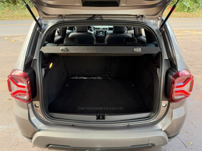 RENAULT DUSTER 1.3 TCE ICONIC PLUS 2024/2025 KASPER VEÍCULOS DOIS IRMÃOS / Carros no Vale