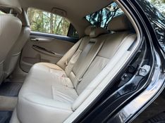 TOYOTA COROLLA 2.0 ALTIS 16V 2013/2014 KASPER VEÍCULOS DOIS IRMÃOS / Carros no Vale