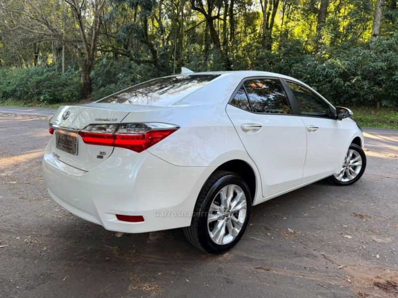 TOYOTA COROLLA 2.0 XEI 16V 2017/2018 KASPER VEÍCULOS DOIS IRMÃOS / Carros no Vale TOYOTA COROLLA 2.0 XEI 16V 2017/2018 KASPER VEÍCULOS DOIS IRMÃOS / Carros no Vale