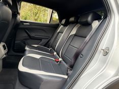 VOLKSWAGEN T-CROSS 1.4 HIGHLINE TSI 16V 2019/2020 KASPER VEÍCULOS DOIS IRMÃOS / Carros no Vale