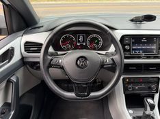 VOLKSWAGEN T-CROSS 1.4 HIGHLINE TSI 16V 2019/2020 KASPER VEÍCULOS DOIS IRMÃOS / Carros no Vale