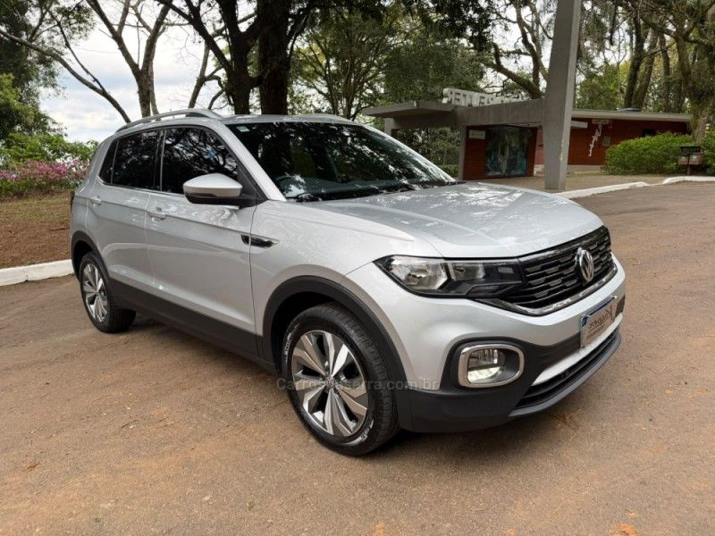 VOLKSWAGEN T-CROSS 1.4 HIGHLINE TSI 16V 2019/2020 KASPER VEÍCULOS DOIS IRMÃOS / Carros no Vale VOLKSWAGEN T-CROSS 1.4 HIGHLINE TSI 16V 2019/2020 KASPER VEÍCULOS DOIS IRMÃOS / Carros no Vale