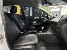 FORD FIESTA 1.6 TITANIUM HATCH 16V 2015/2015 PRIME MULTIMARCAS CAXIAS DO SUL / Carros no Vale